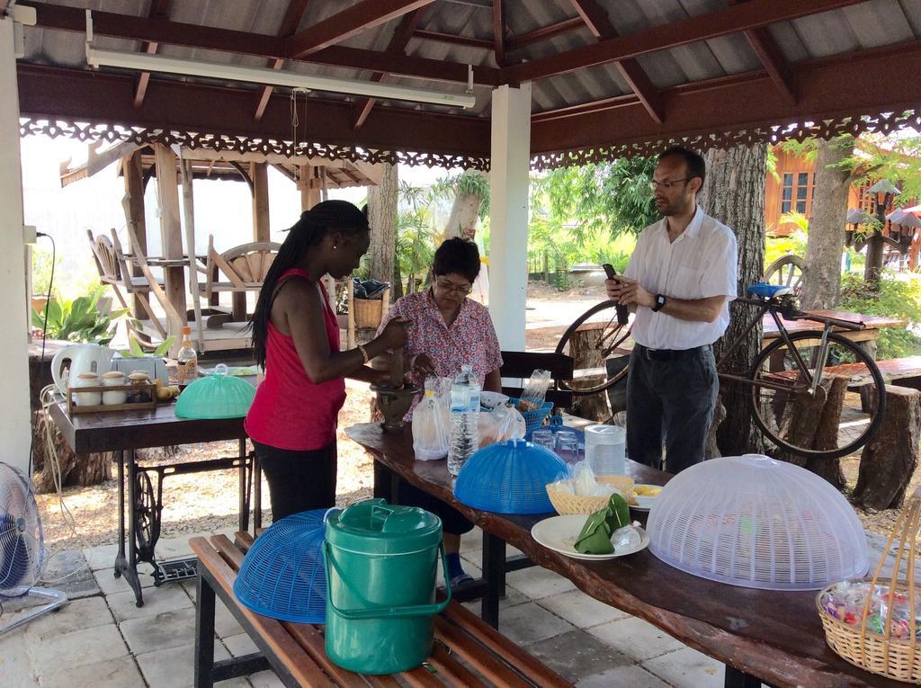The Little Lopburi Village Exterior foto
